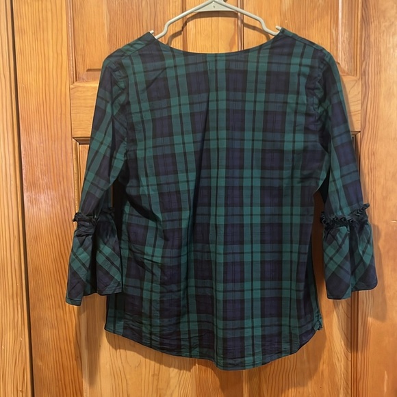 Izod women’s plaid 3/4 bell sleeve blouse size small. - Picture 4 of 8